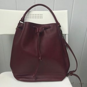 Madewell Lafayette Bucket Tote Burgundy